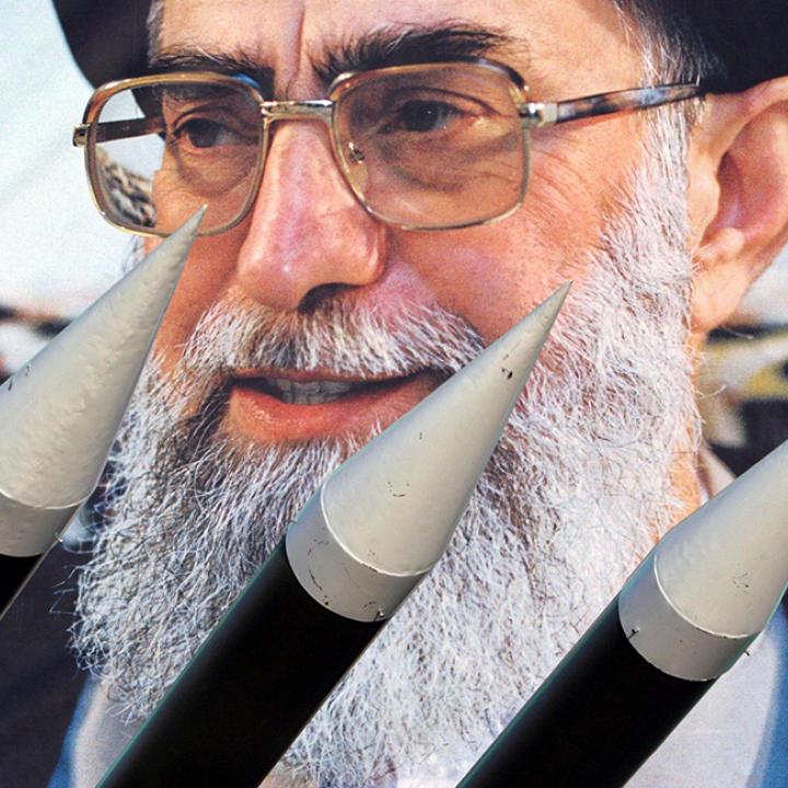 فتوى إيران المرنة: كيف ترسم "النفعية" معالم صنع القرار النووي