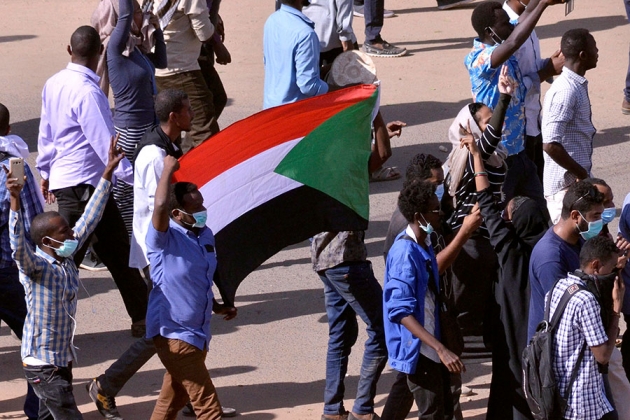 العلاقات السودانية الإسرائيلية: ضمان الدعم المدني خلال فترة التحول الديمقراطي